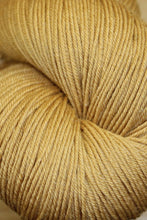 Load image into Gallery viewer, Kokadjo Superwash Wool and Silk